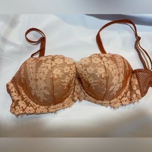 VS bras worn once or new, one is with tags the rest are without tags.